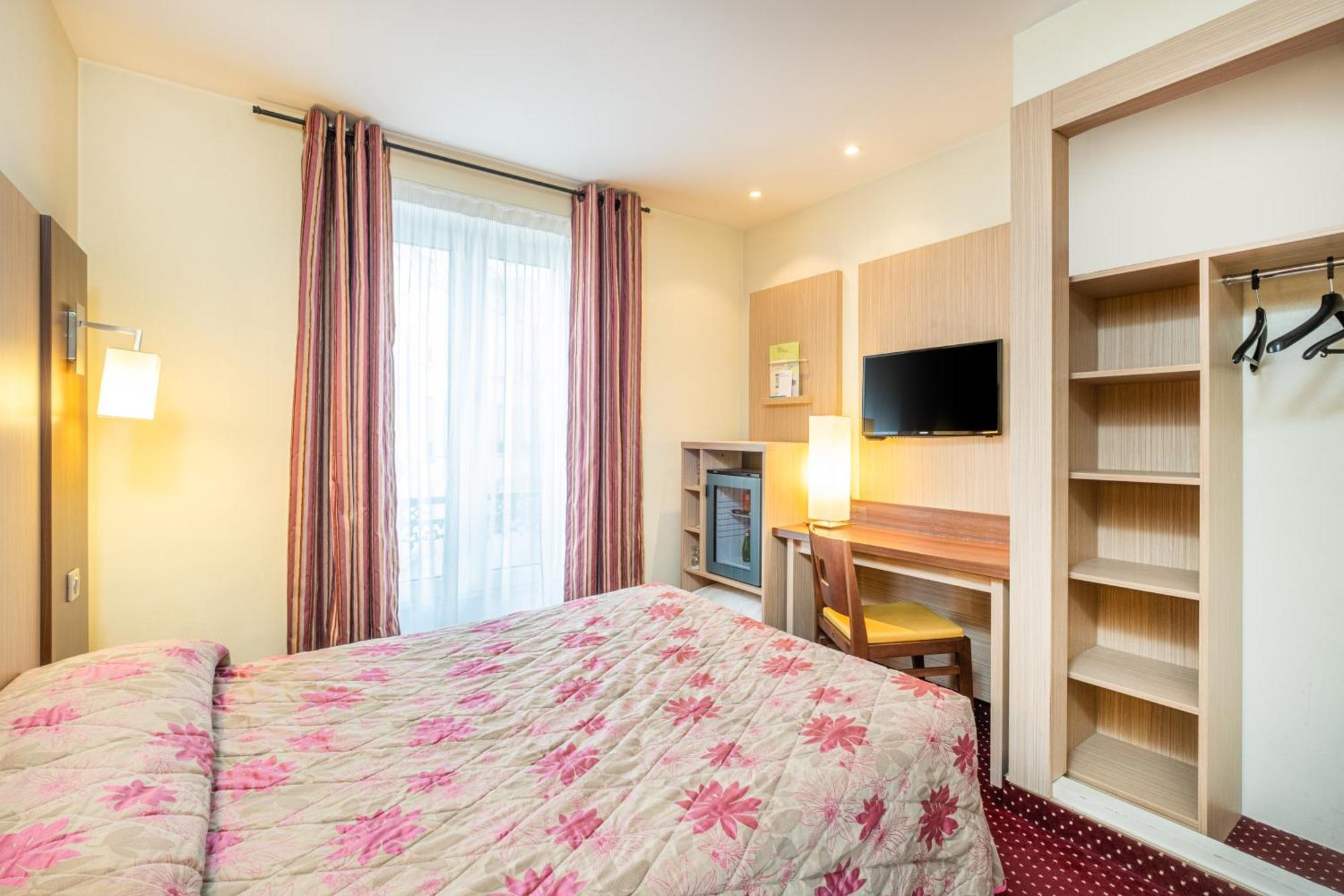Hotel Terminus Montparnasse Paris Exterior photo